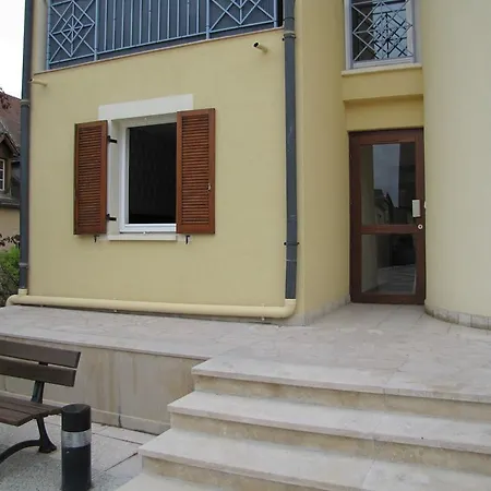 דירה L'appartement ביון